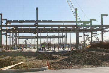 Peach Elementary goes vertical with steel