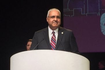 Dr. Cavazos receives award