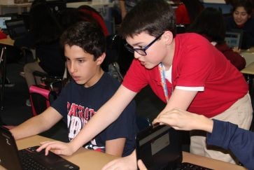 Shackelford students work on coding on computers