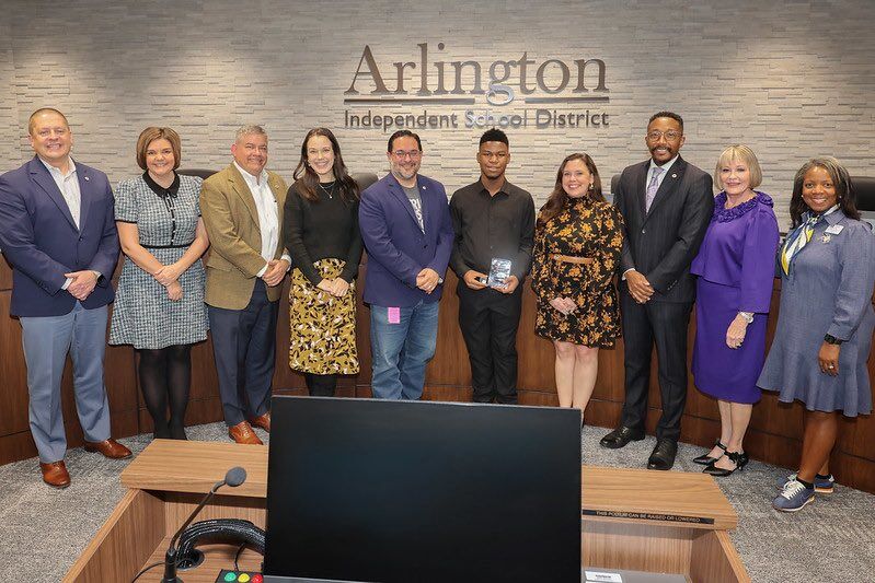 Image for the Tweet beginning: Congratulations to Chosen for being