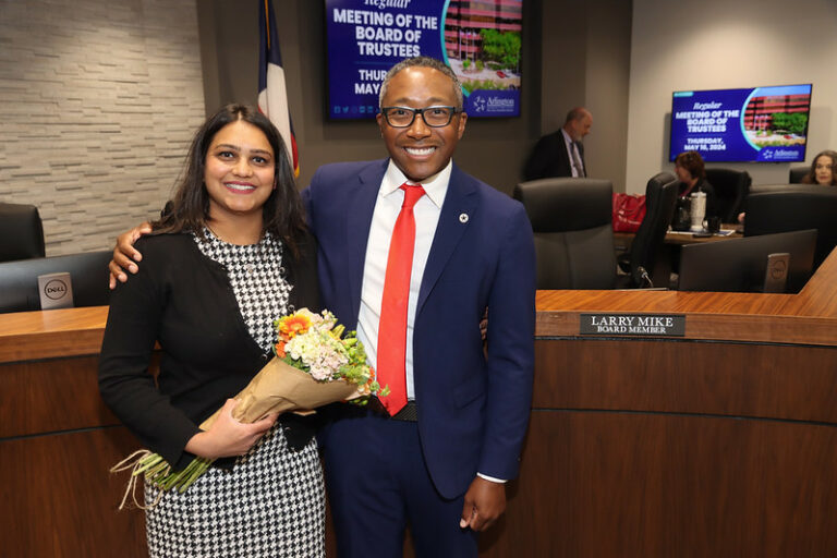 Larry Mike sworn in as a new Arlington ISD trustee