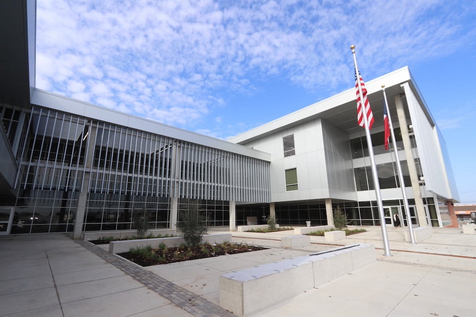 New Arlington High library is almost ready