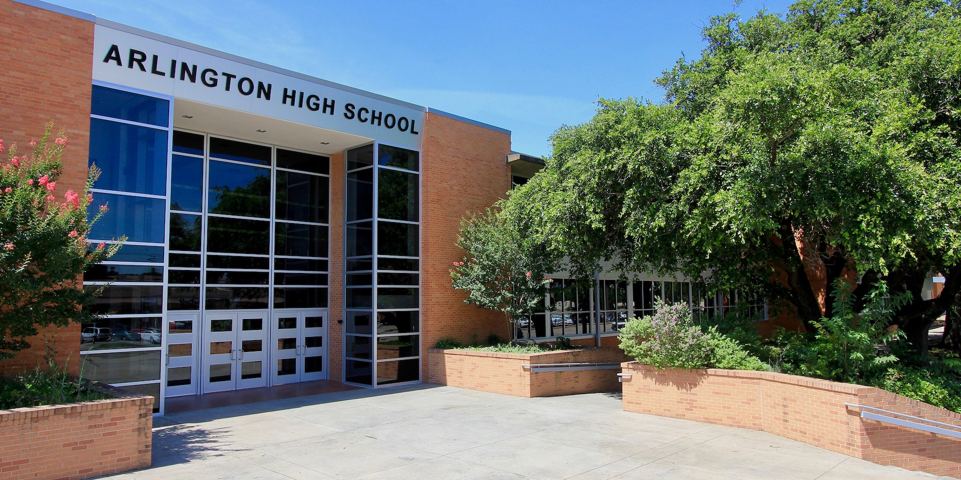 Arlington High School » Arlington ISD