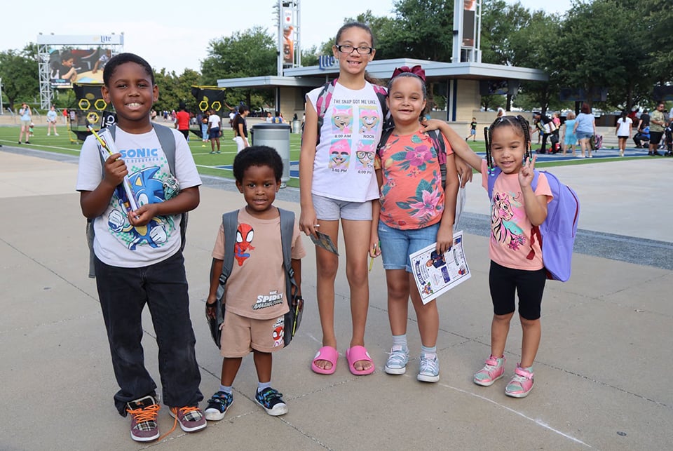 Thousands of students ‘kick off the school year right’ - Back to School Kickoff