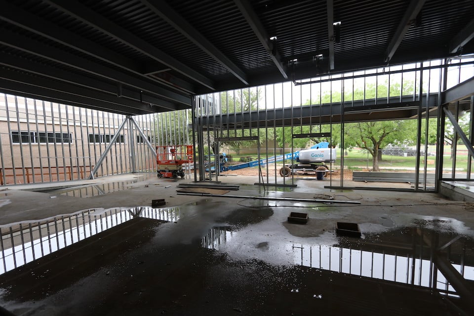 Bailey Junior High addition under construction