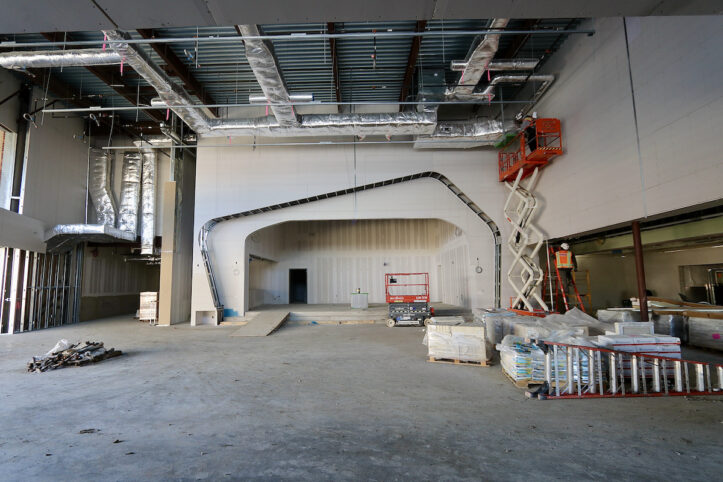 Construction of new cafetorium at new Berry Elementary