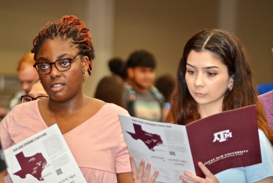 College Night at UTA