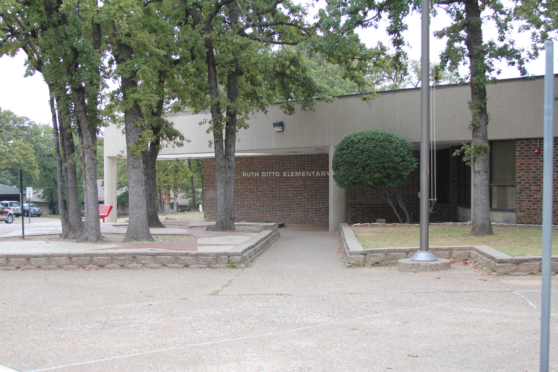 Ditto Elementary » Arlington ISD