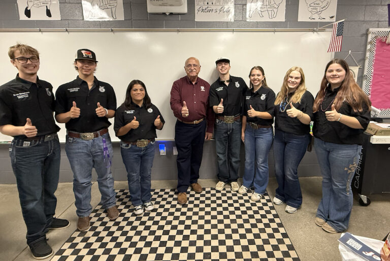 BBQ expect inspires Arlington ISD ag students