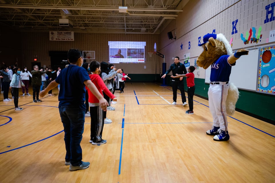 Texas Rangers mascot Captain celebrates Fitness All Stars at Beckham Elementary