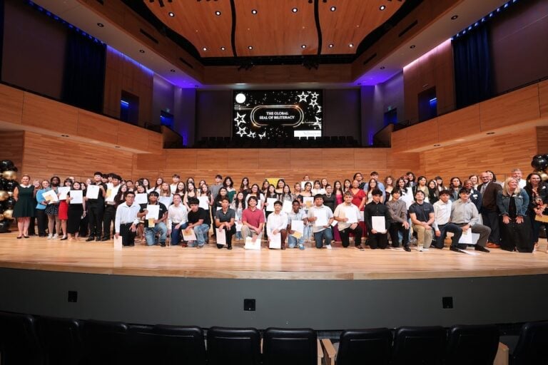Global Seal blog More than 200 students earn Global Seal of Biliteracy