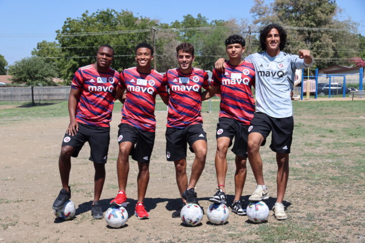 North Texas SC soccer players visit Rankin Elementary