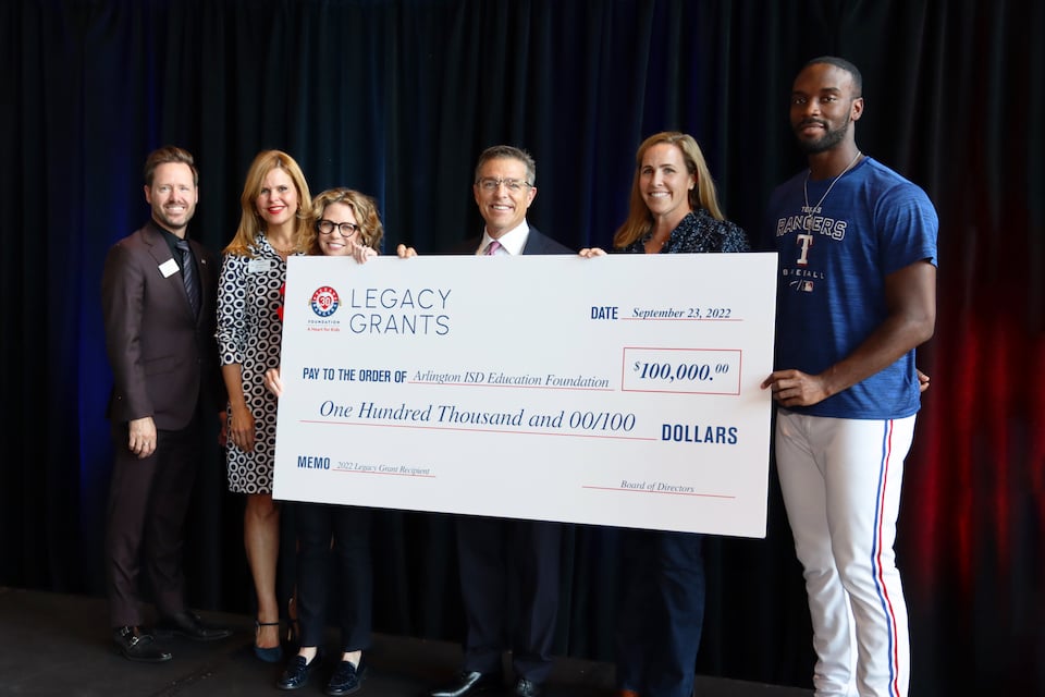 Arlington ISD Education Foundation receives $100,000 grant from the Texas Rangers Baseball Foundation