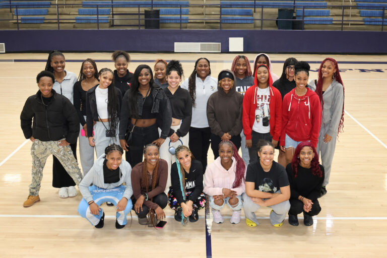 Lamar HS girls’ basketball coach pushes players to success on and off the court