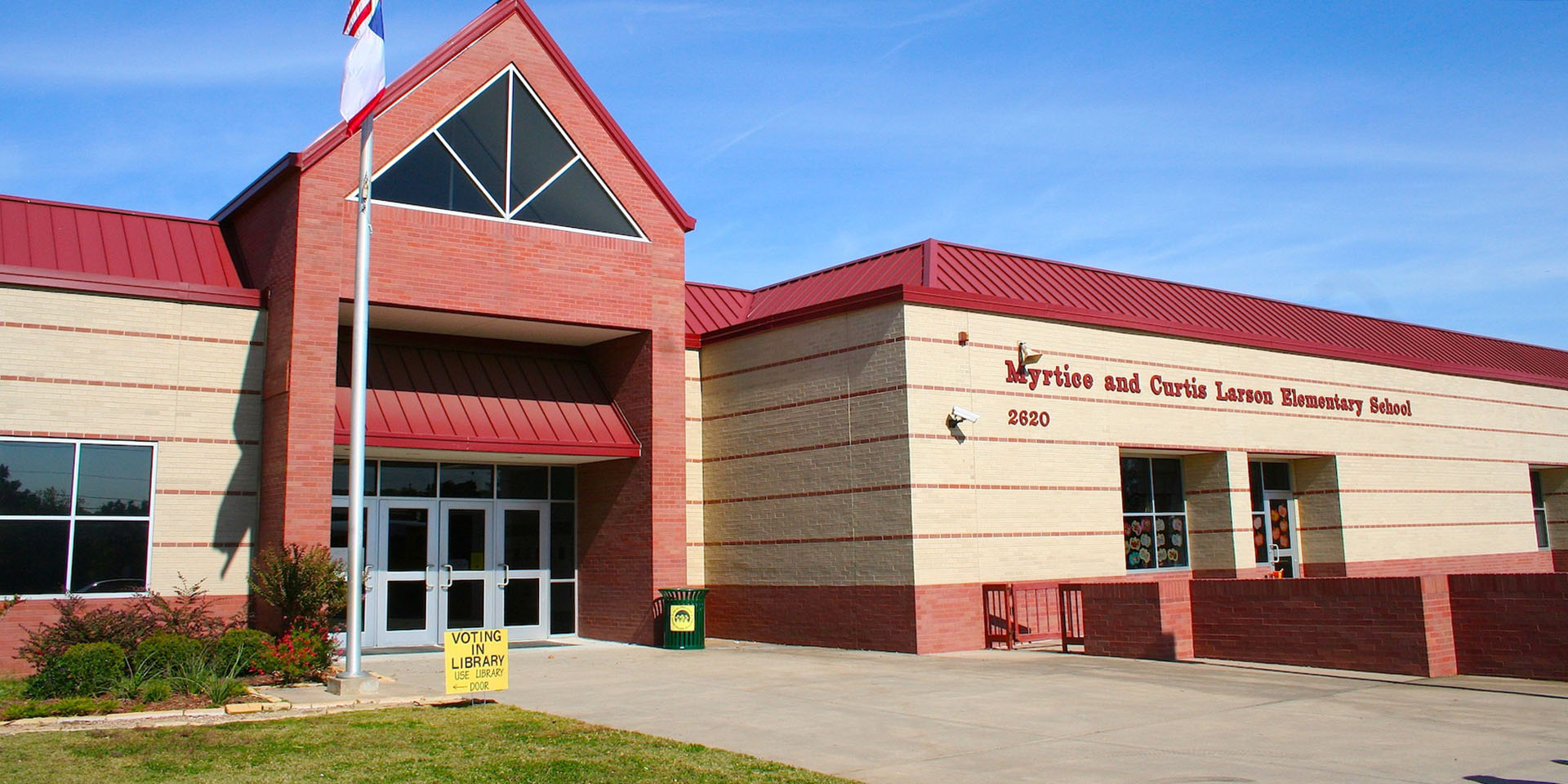 Larson Elementary » Arlington ISD