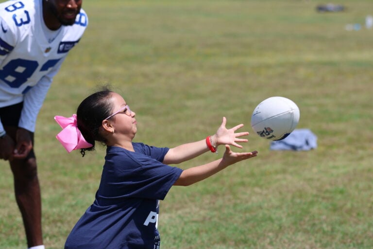 Dallas Cowboys host PLAY 60 flag football camp at Remynse Elementary