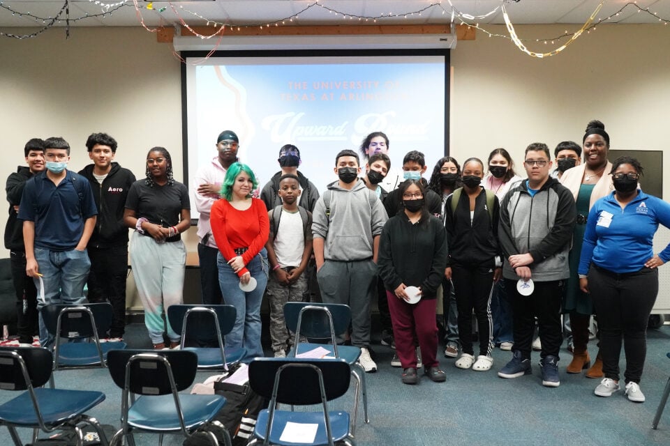 Upper-Bound-Blog Upward Bound at UTA - Carter Junior High students