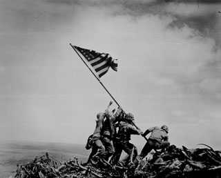 Iwo Jima flag raising